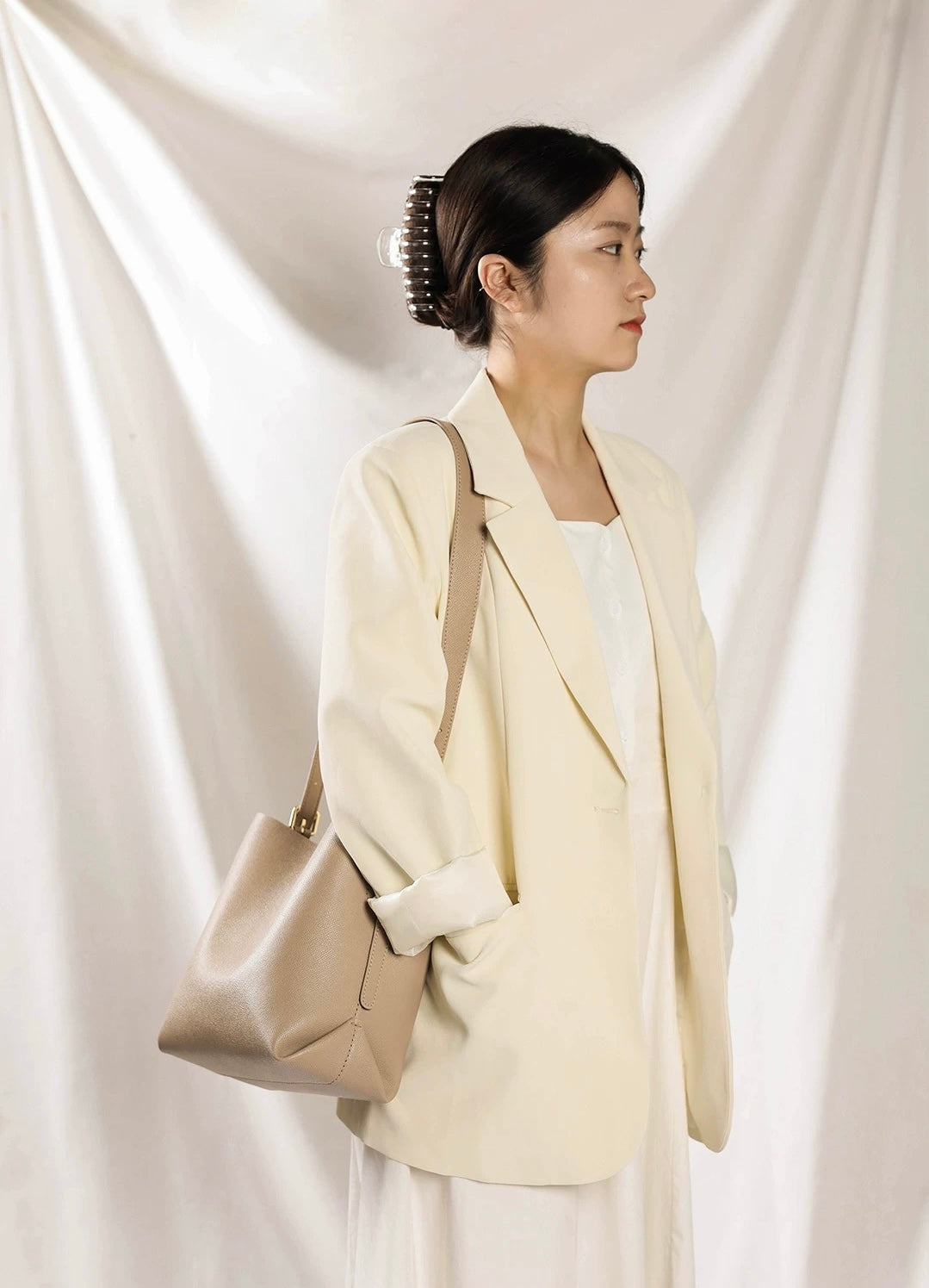 Carryall Bucket Tote Bag