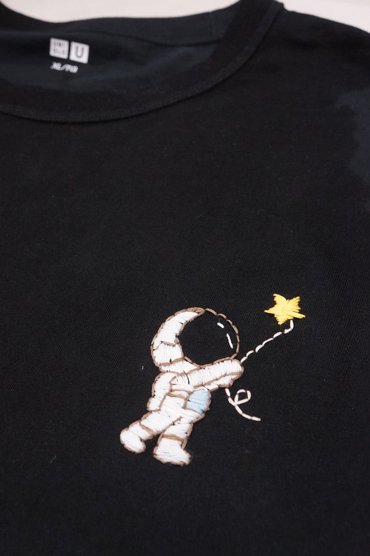 Cartoon - T-Shirt Embroidery Workshop