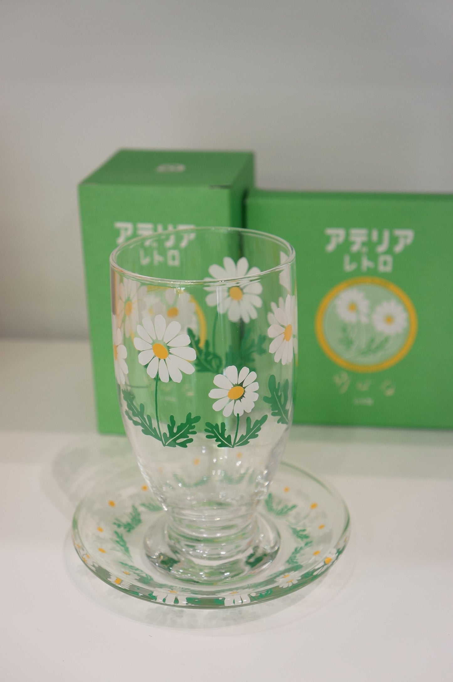 Aderia | Showa-era Retro Milkshake Cup with Saucer - Daisy