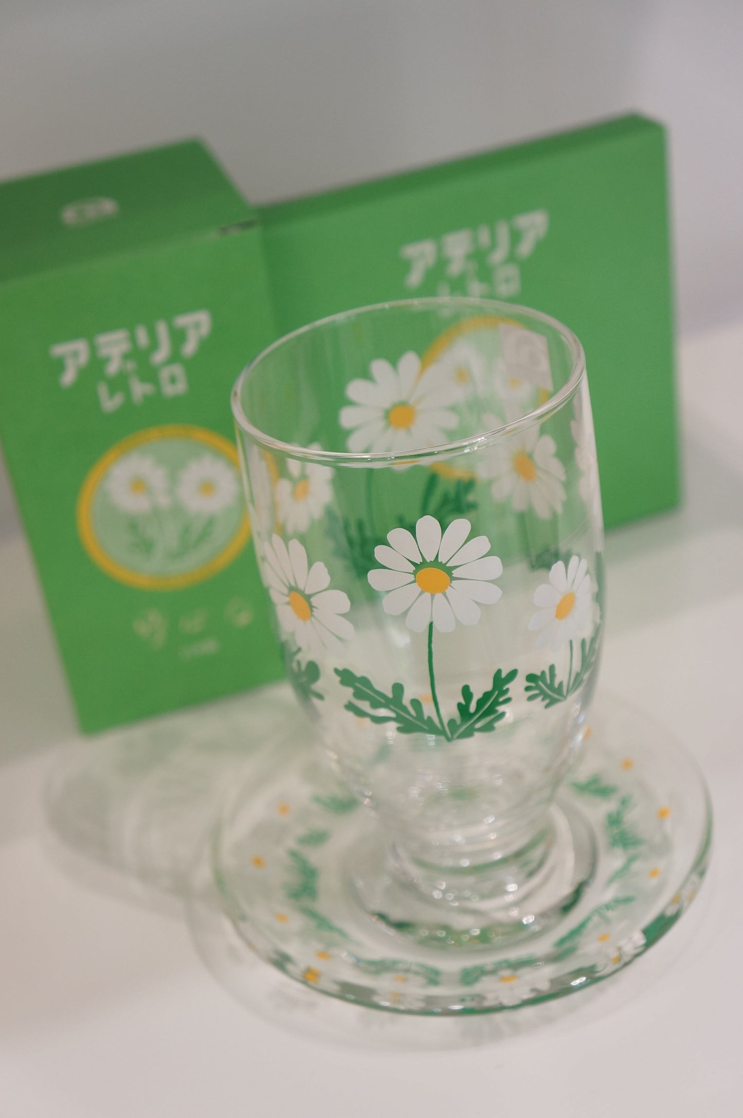 Aderia | Showa-era Retro Milkshake Cup with Saucer - Daisy