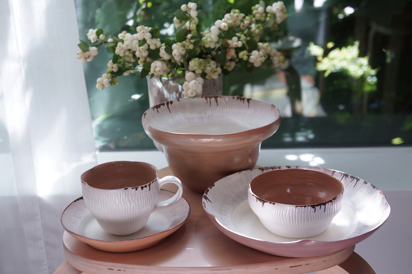 Jingdezhen | Pengfan | Engobe Coating Classic Style Flower-Edging Cup & Saucer