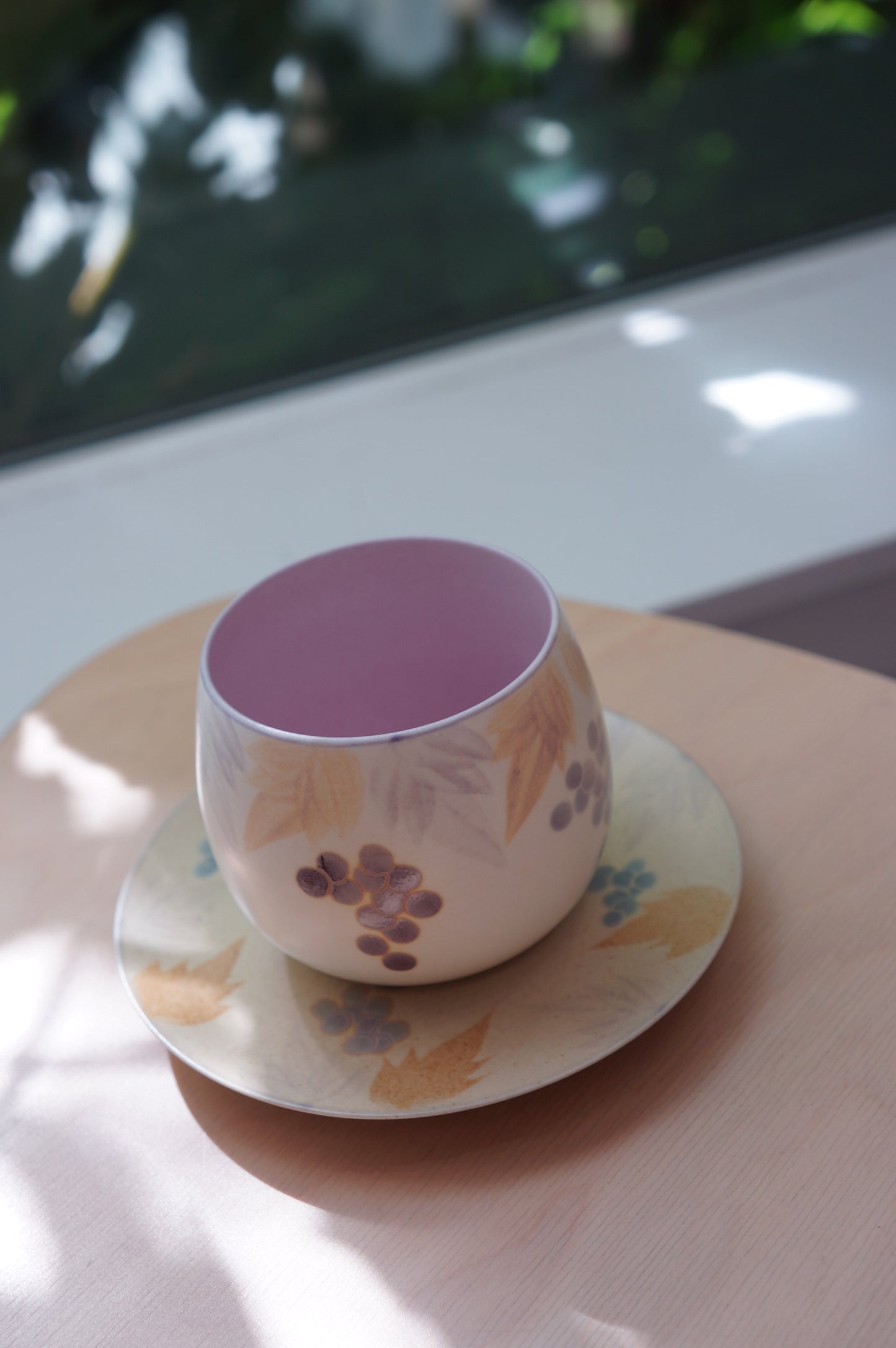 Jingdezhen | Sishuang | Grapes Egg Latte Cup & Saucer - Purple