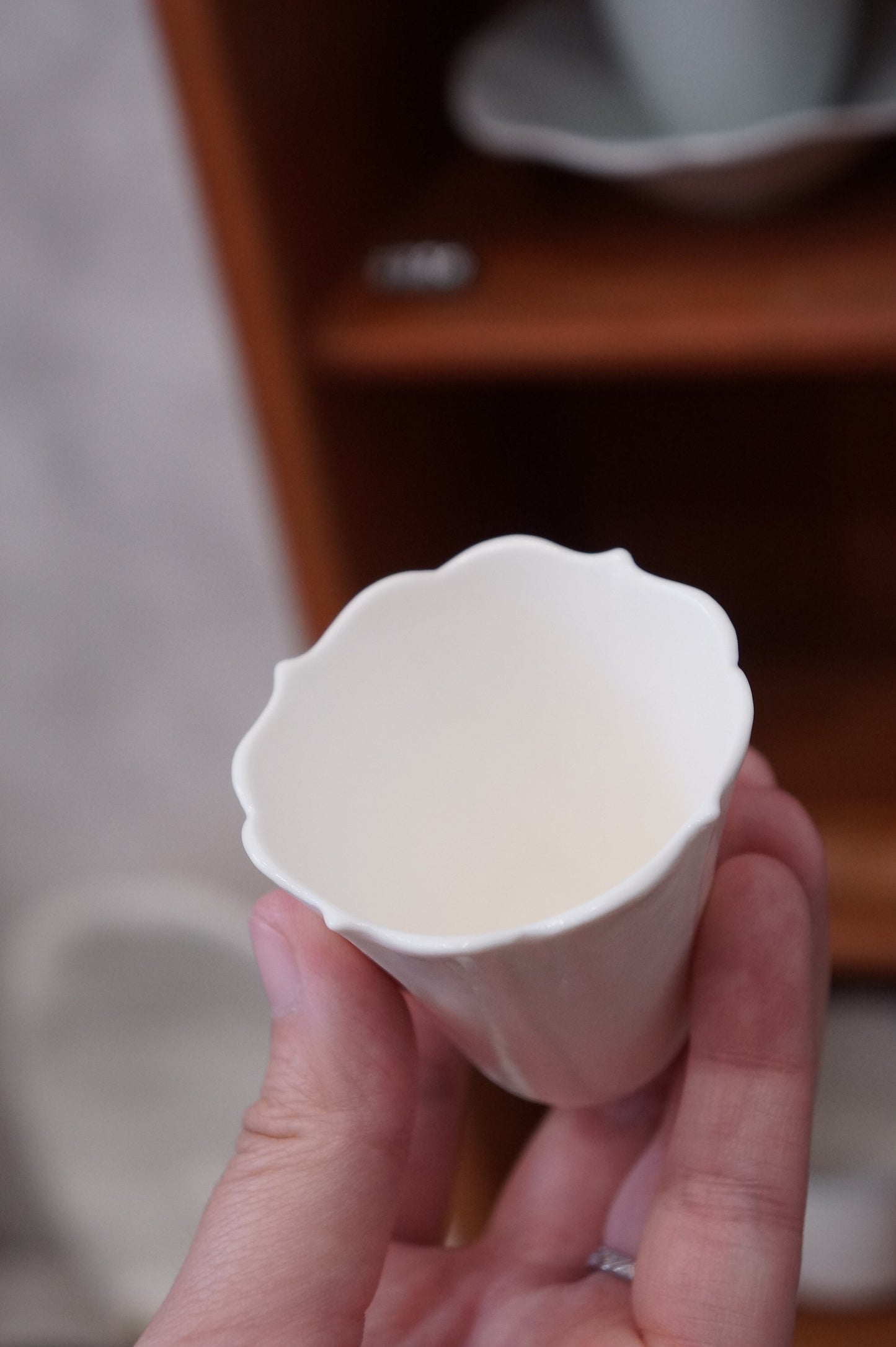 Jingdezhen | Handmade Tea Cup Flower Rim Pattern