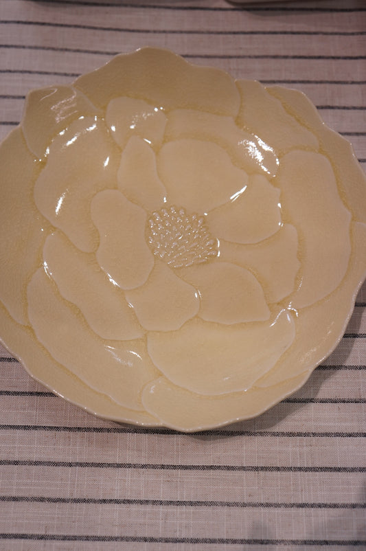 Seto Ware | Flower Plate - Large Yellow Peony