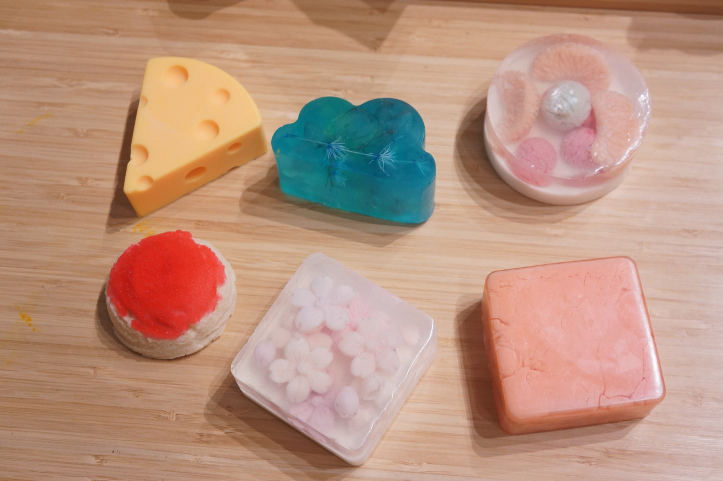 Melt & Pour Soap Workshop (click for more styles)