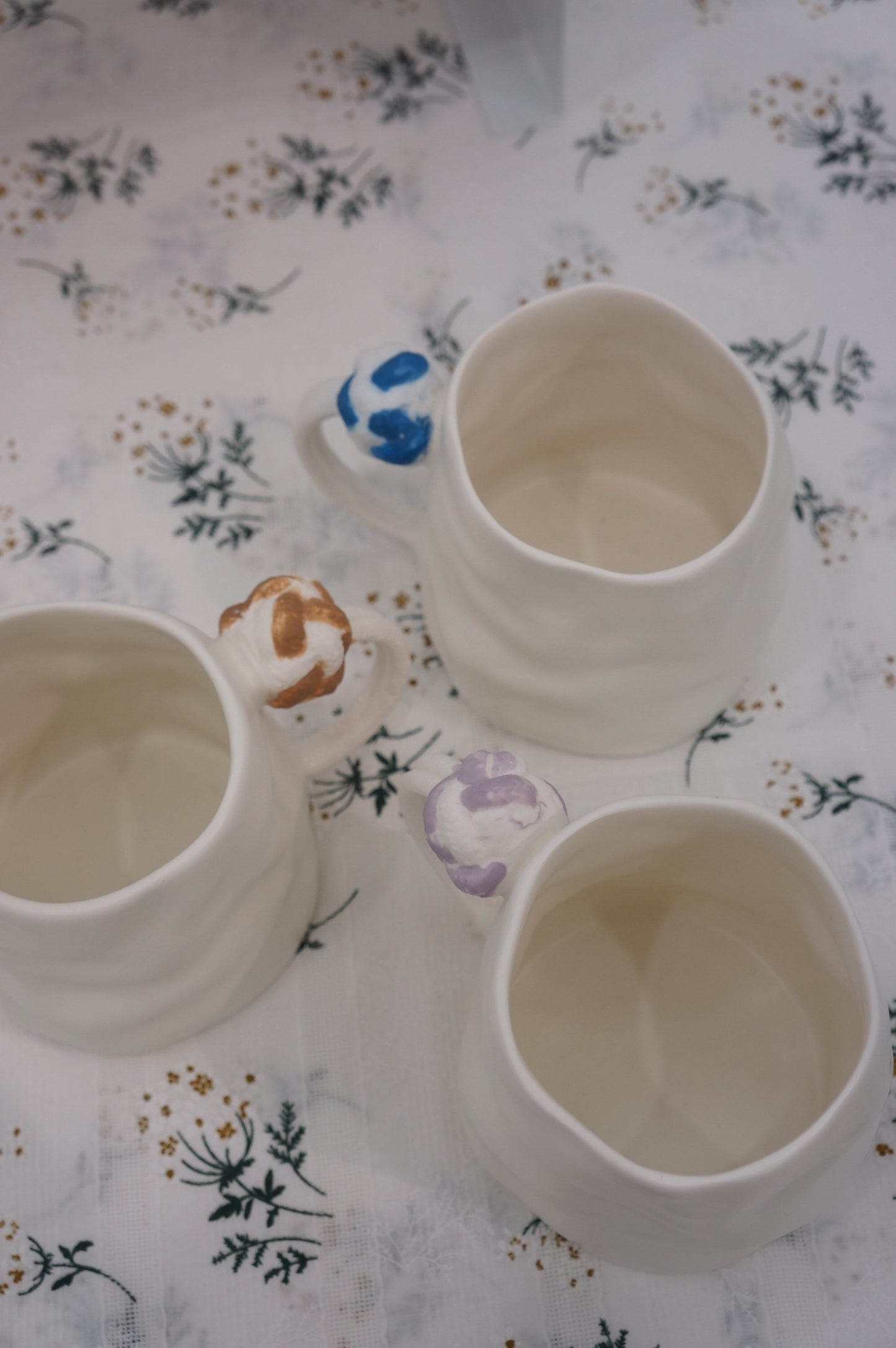 Jingdezhen | Gutou | Corrugation Single Knot Mug