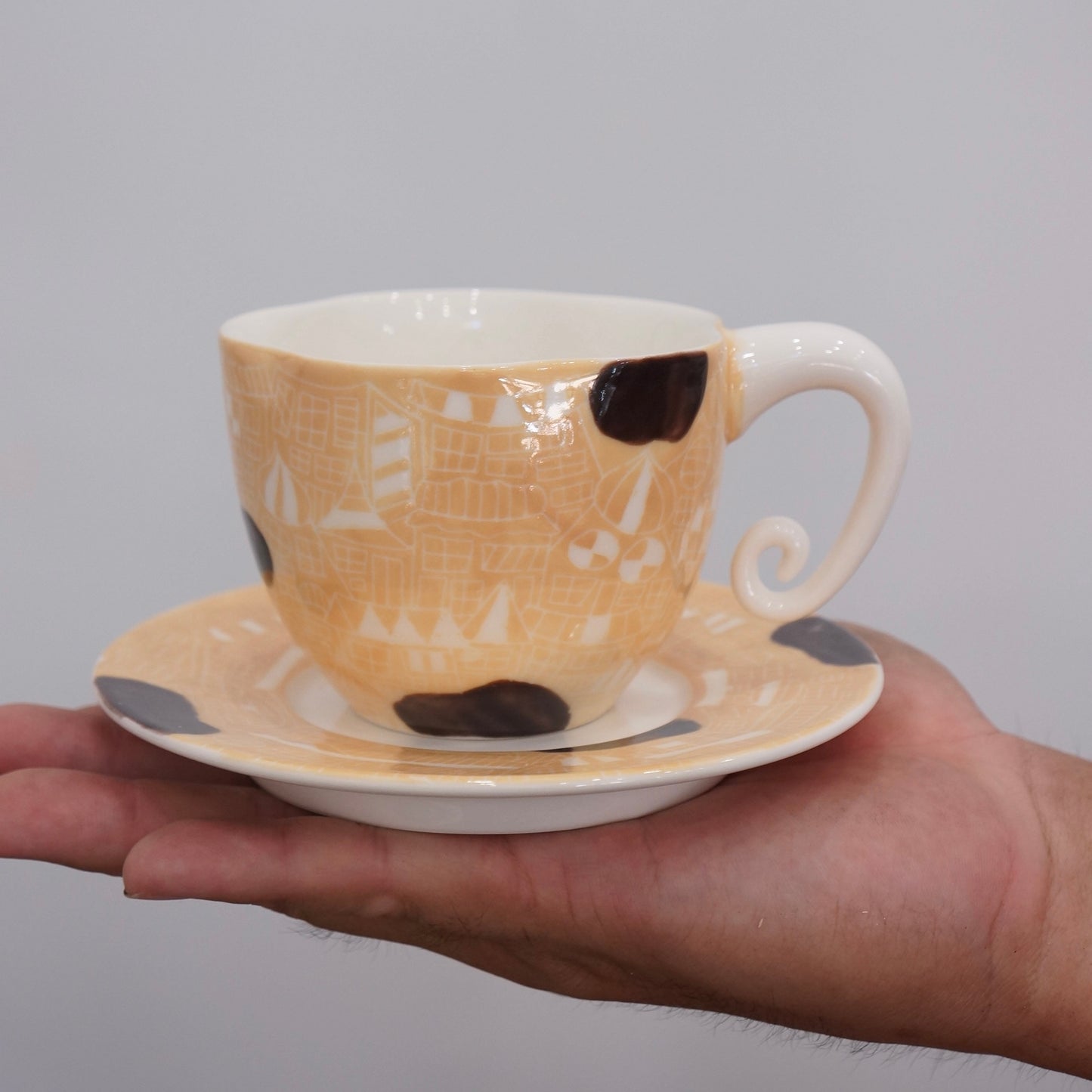 Jingdezhen | Gutou | Exclusive Customization Hundred Huts Cup & Saucer - Yellow