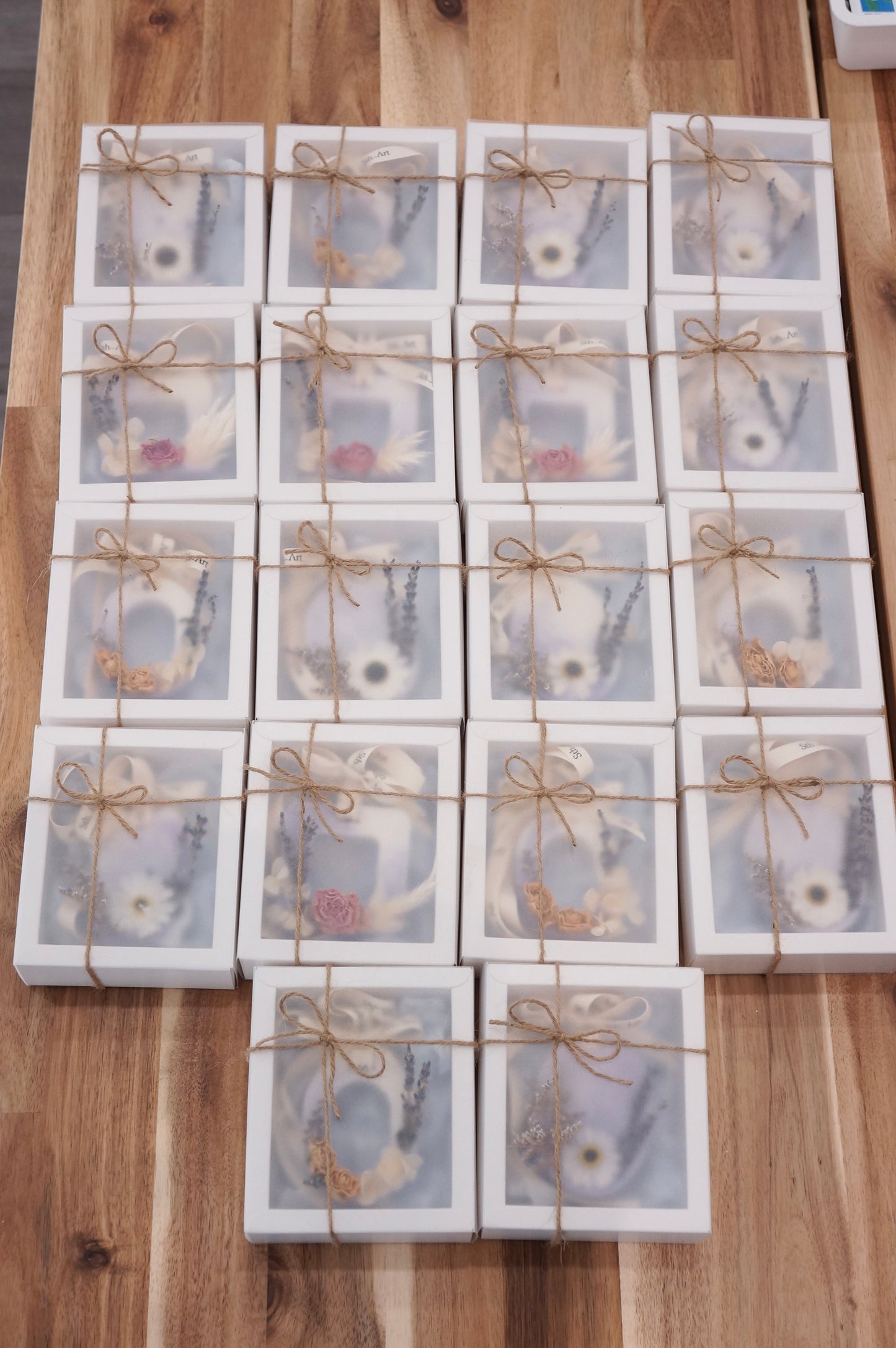 Dried Flower Scented Tablet Favours (made-to-order)