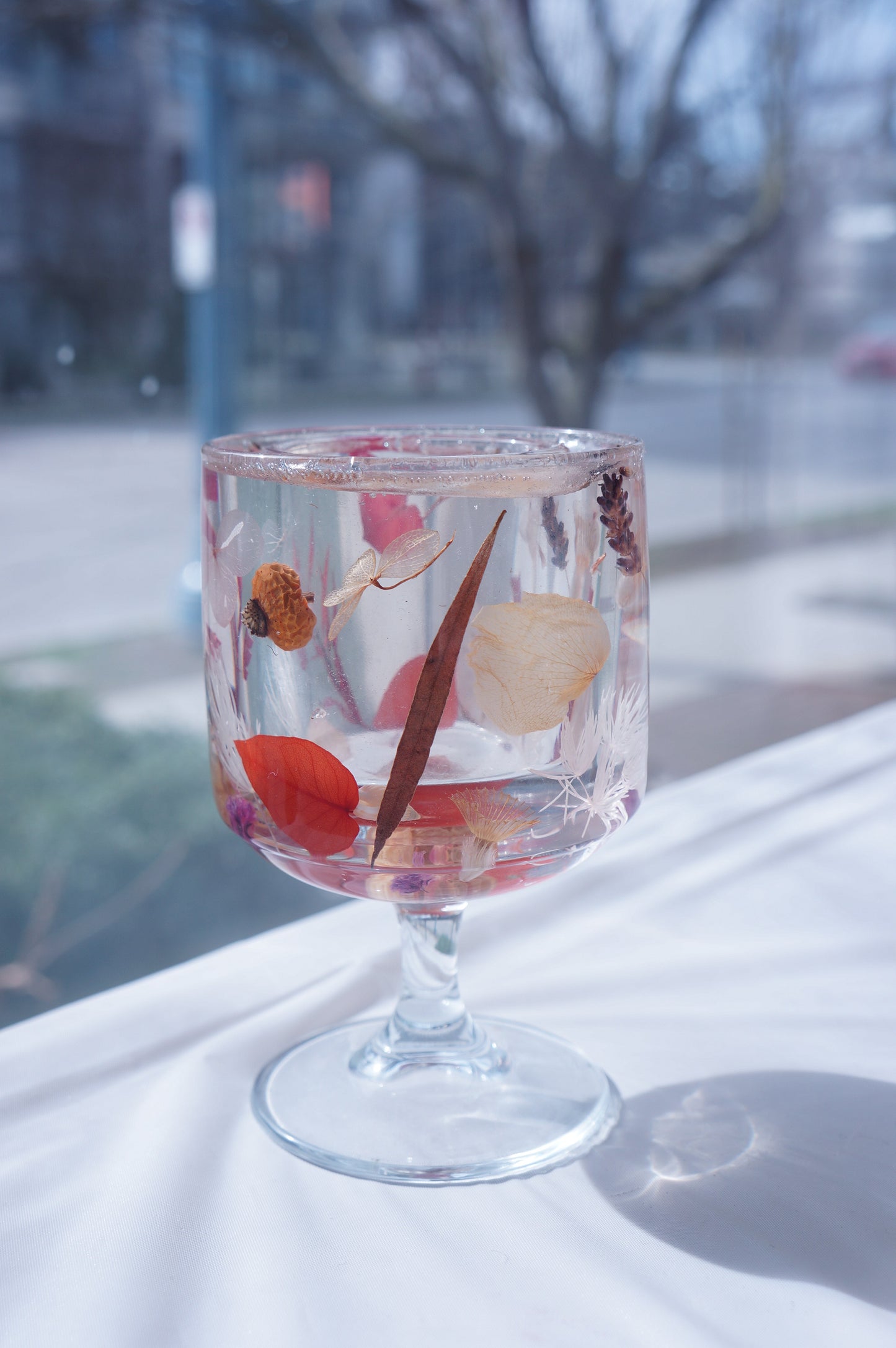 Crystal Dried Flower Candle Holder with Tealight Candles