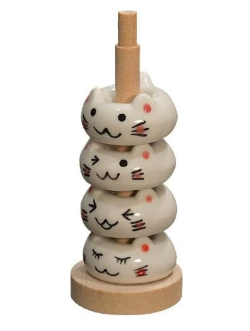 TANAKA | Doughnut Chopstick Rest - White Cats