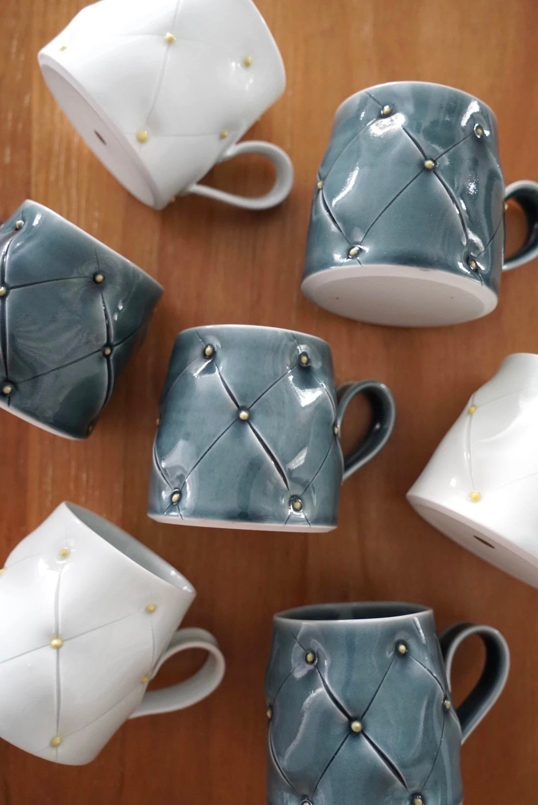 Jingdezhen | Daojin | Diamond Pattern Leather Style Mugs (2 Colors)