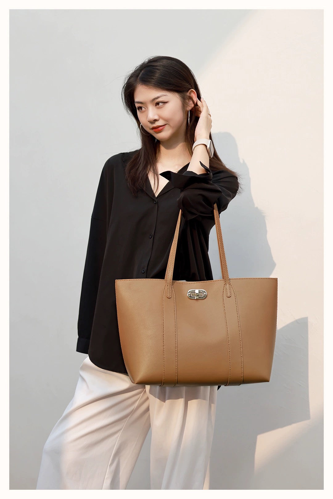 Twist Buckle Tote Bag with Detachable Sleeve Bag