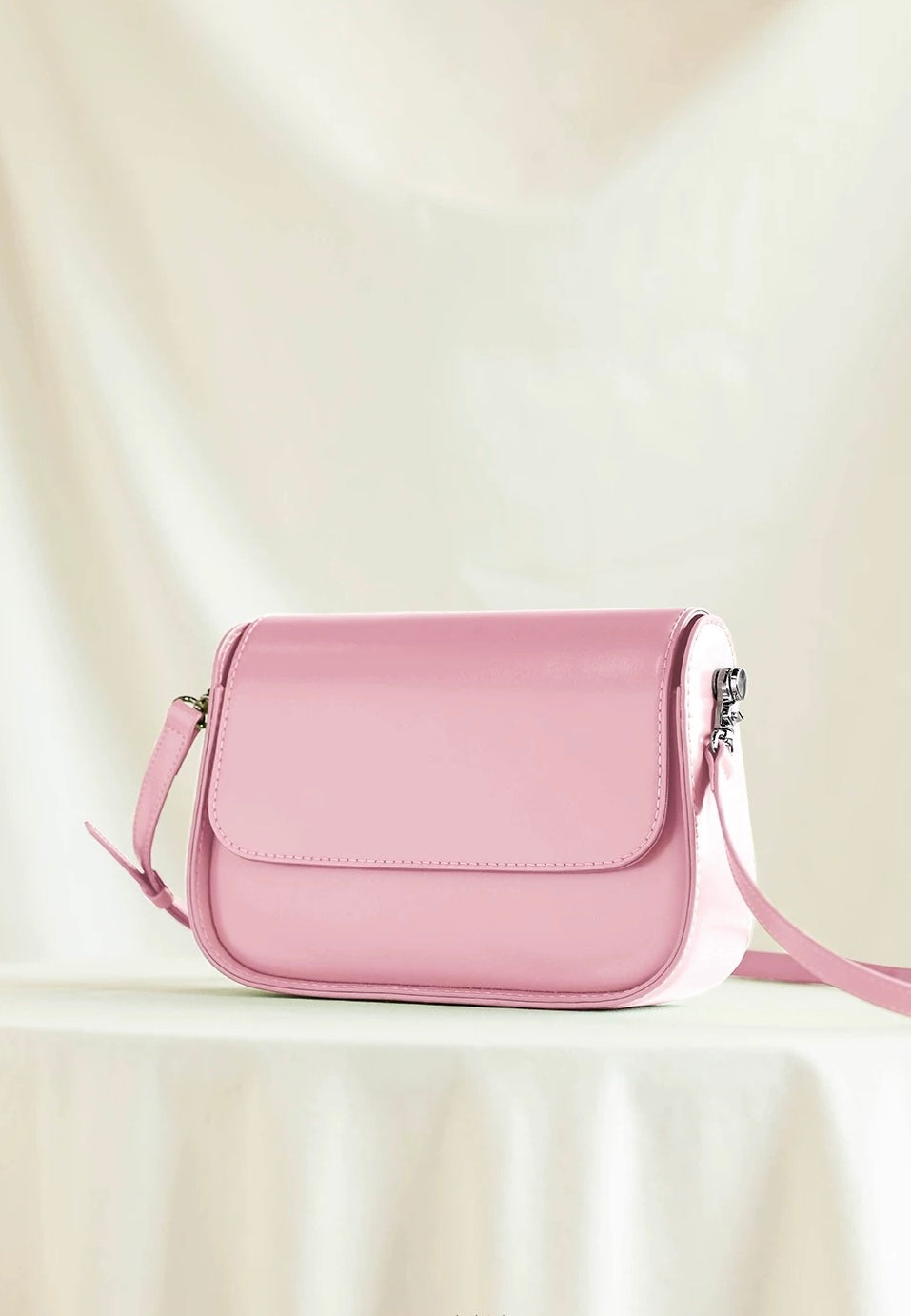 Boxy Saddle Bag