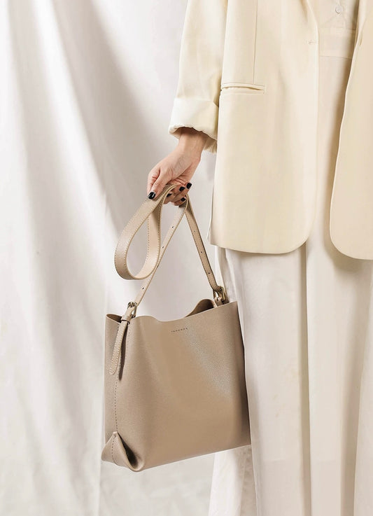 Carryall Bucket Tote Bag