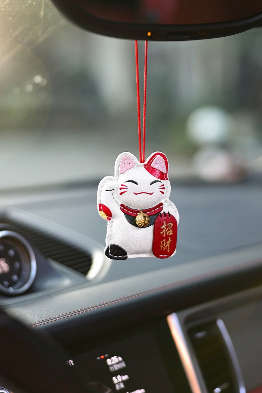 Lucky Fortune Cat Bag Charm/Car Hanger