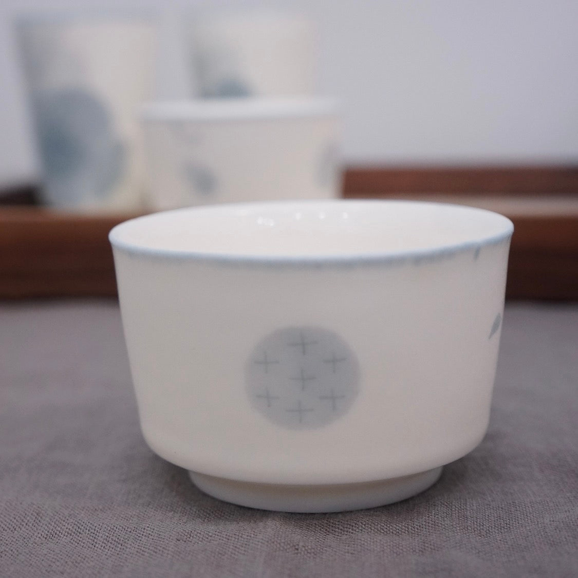 Jingdezhen | Lanting | Handmade White Mist Flower Tea Cup Round