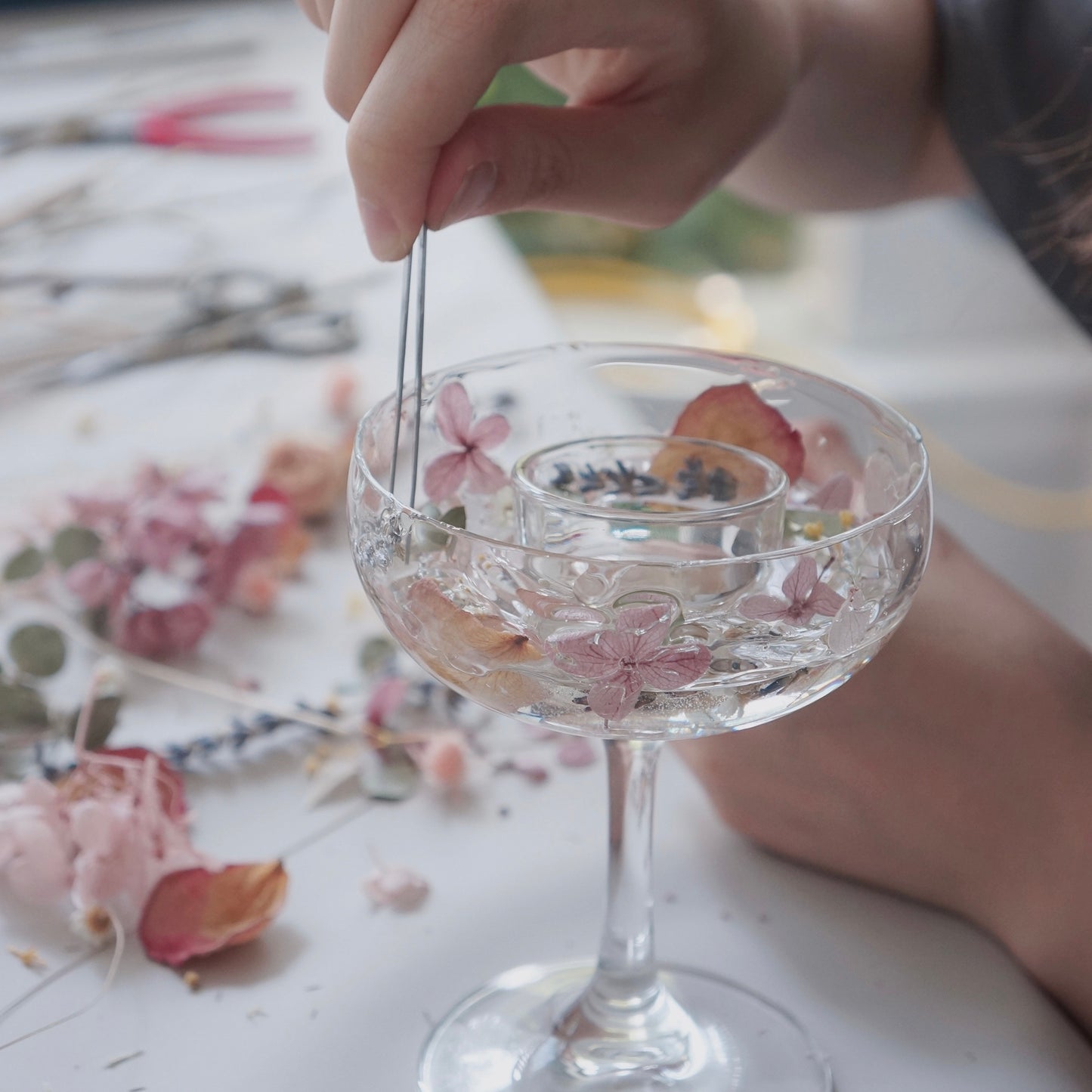 Crystal Dried Flower Candle Holder with Tealight Candles