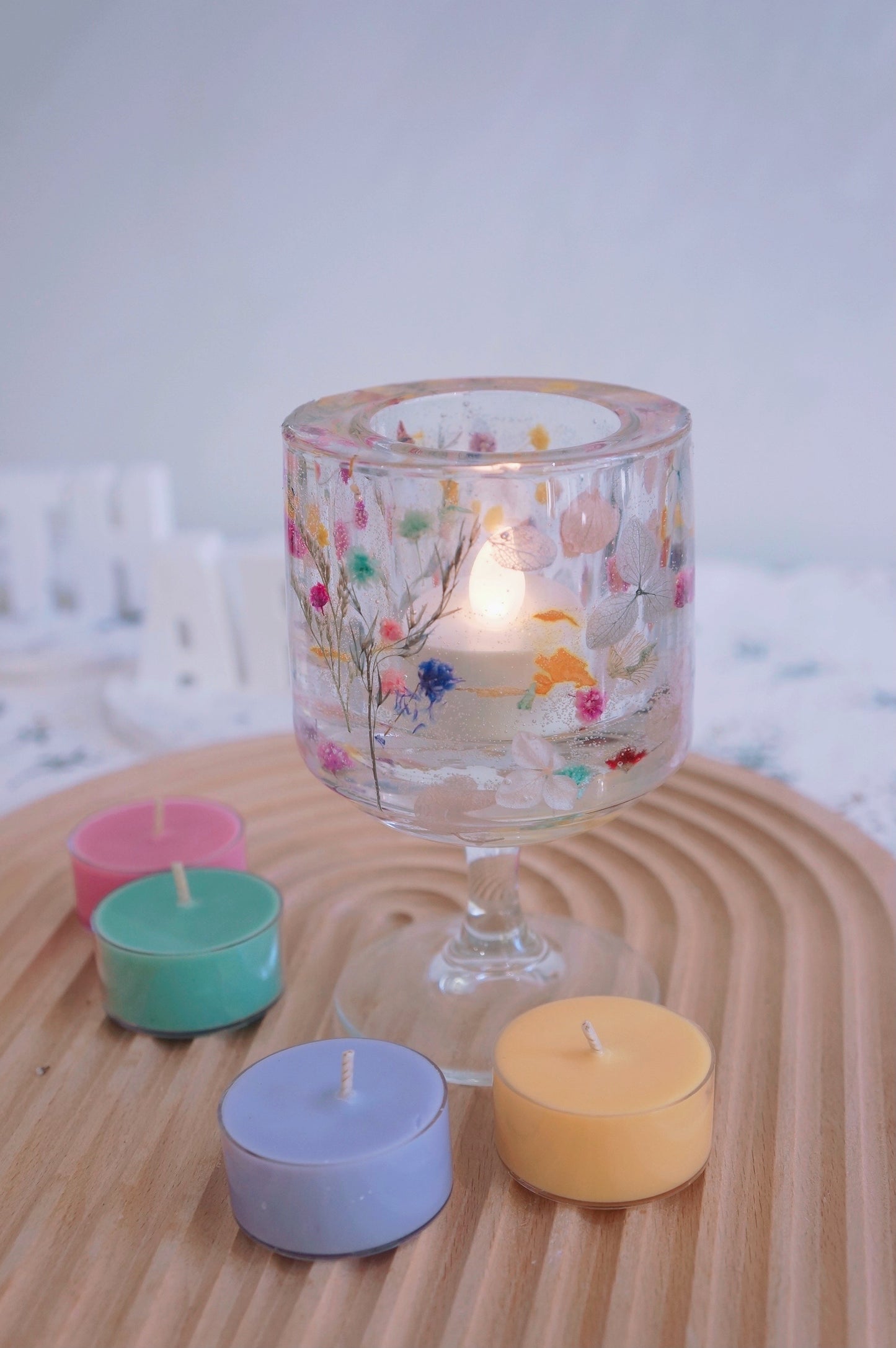 Crystal Dried Flower Candle Holder with Tealight Candles