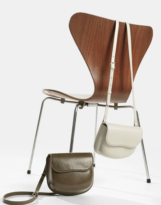 Round Edge Saddle Bag