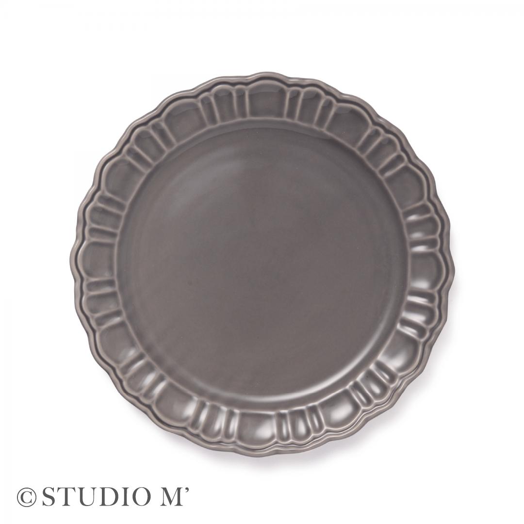 Studio M' | Pomponner Round Plates - Gray